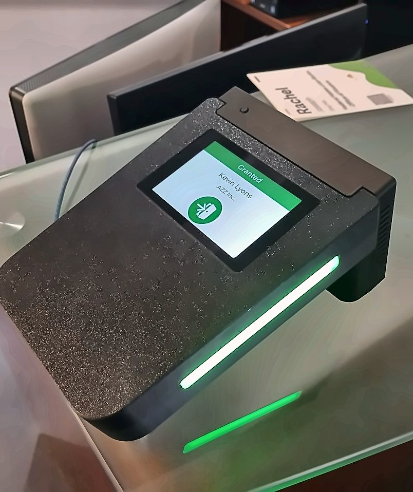 RG503 scanner with a green Granted screen and green light bar